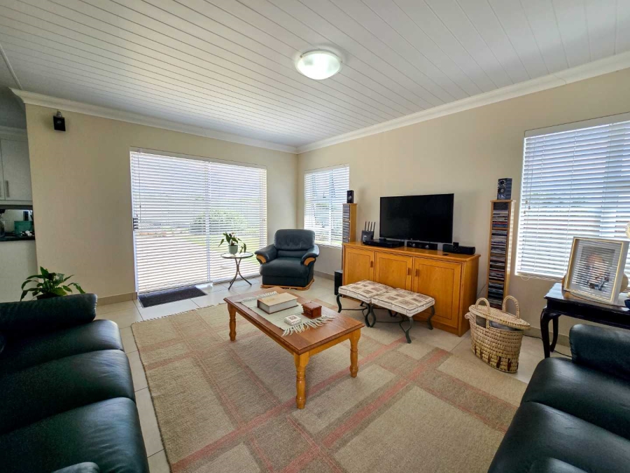 3 Bedroom Property for Sale in Stilbaai Wes Western Cape